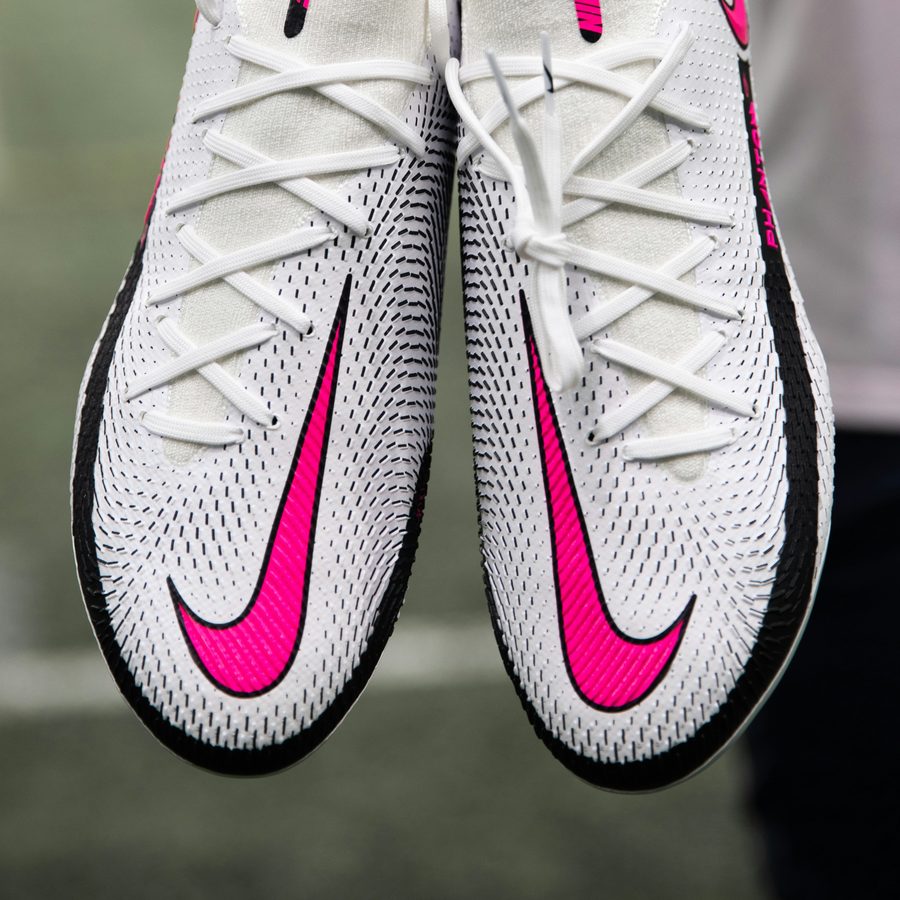 Nike Phantom GX Elite FG cleats, listing photo 3 of 3